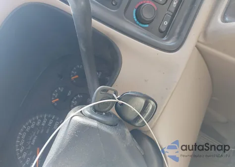 2004 GMC Sierra 1500 Sle z USA, uszkodzony, nr VIN 2GTEC19T441376713